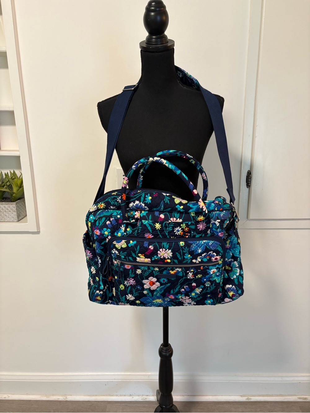 Vera Bradley Weekender Bag Moonlight Garden Print